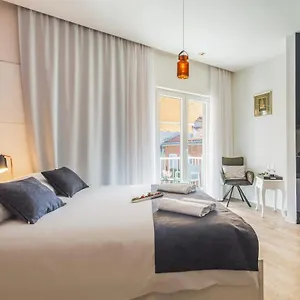 4* Bed & Breakfast In Old Town By Belmont Realty